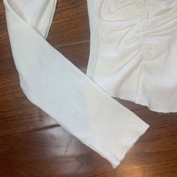 Urban Outfitters Top Size M Ivory Ribbed Button Ruche Placket Long Sleeve Collar - Picture 8 of 11